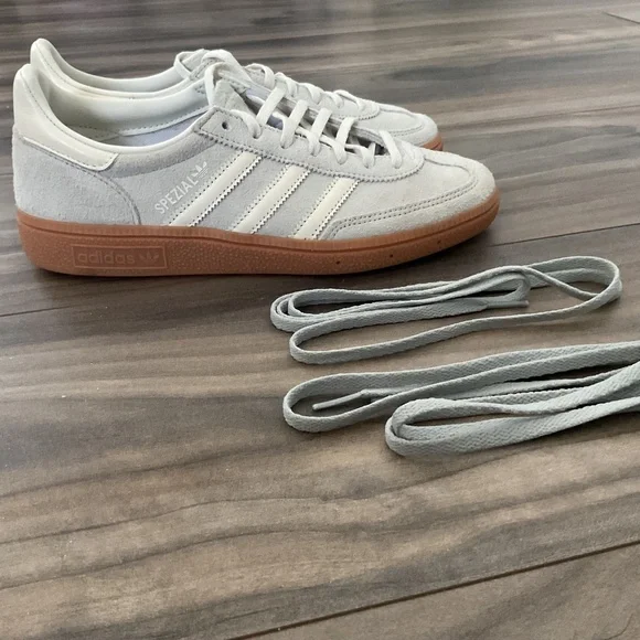 ADIDAS Originals Handball Spezial Womens Shoes - Picture 2 of 5